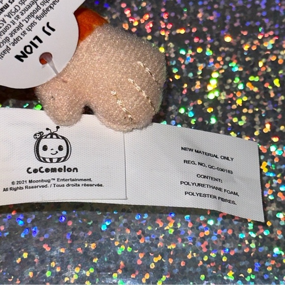 CoComelon JJ Lion Little Plush Doll 8 in. Plastic Face Soft Toy NEW NWT - Picture 11 of 15